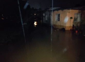 Autoridades evalúan afectaciones por inundaciones y deslizamiento de tierra en Arraiján