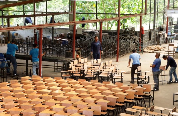Programa Meduca – Mingob ha logrado reparar más de 1770 sillas para centros educativos del país