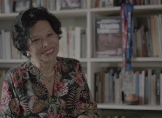 Academia Panameña de la Lengua reconoce trayectoria de la escritora Griselda López
