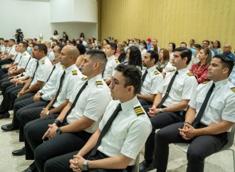 ALAS de Copa Airlines gradúa a 40 panameños como pilotos de aviación comercial 