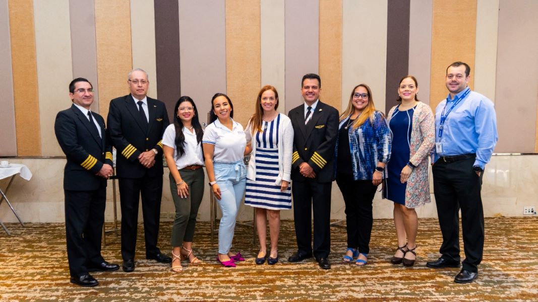 Copa Airlines presenta programa "LIFT" para el desarrollo de pilotos panameños