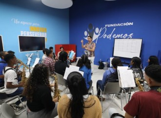 Programa «Sonidos del Barrio» beneficia a jóvenes en riesgo social