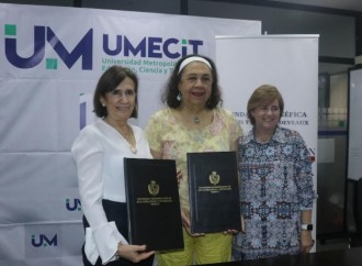 Fundación Deveaux y UMECIT firman acuerdo de cooperación