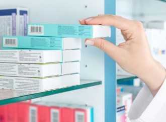 Colegio Nacional de Farmacéuticos avala decretos que permiten la baja de medicamentos