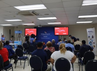 Telered y el Banco Nacional de Panamá capacitan funcionarios en educación financiera y digital