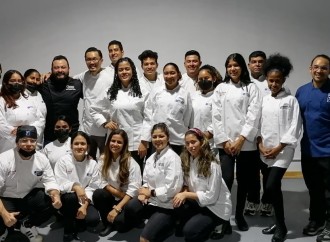 Estudiantes de gastronomía participan en el programa Jóvenes Talentos Culinarios de Nestlé