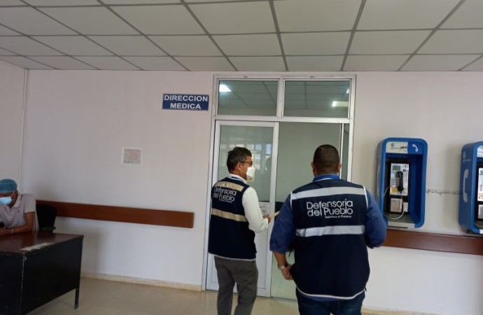 Defensoría del Pueblo atiende denuncia por falta de insumos para personas mayores en Hospital Nicolás Solano
