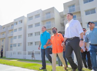 Más de 700 personas reciben nuevos apartamentos en el proyecto habitacional Ciudad Esperanza de Arraiján