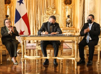 Ejecutivo sancionan Ley que regula el ejercicio de la profesión de abogado en Panamá