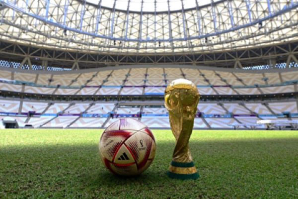 Al Hilm, el balón oficial adidas para las fases finales de la Copa Mundial de la FIFA Catar 2022™