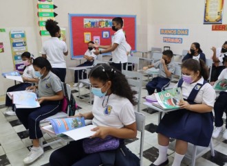 Panamá Compra: Meduca lanza licitación internacional para impresión de 3.3 millones de libros