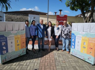 Alcaldía de La Chorrera recibe contenedores de reciclaje por parte de Veolia Panamá