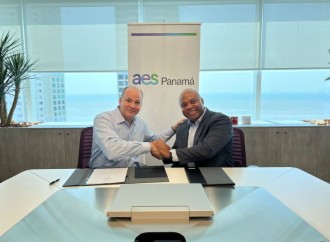 AES Panamá y Biorrefinería Ciudad Dorada firman convenio para la implementación de soluciones energéticas