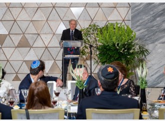 Comunidad Judía de Panamá entrega reconocimiento al Secretario General de la OEA por sus esfuerzos para combatir el antisemitismo