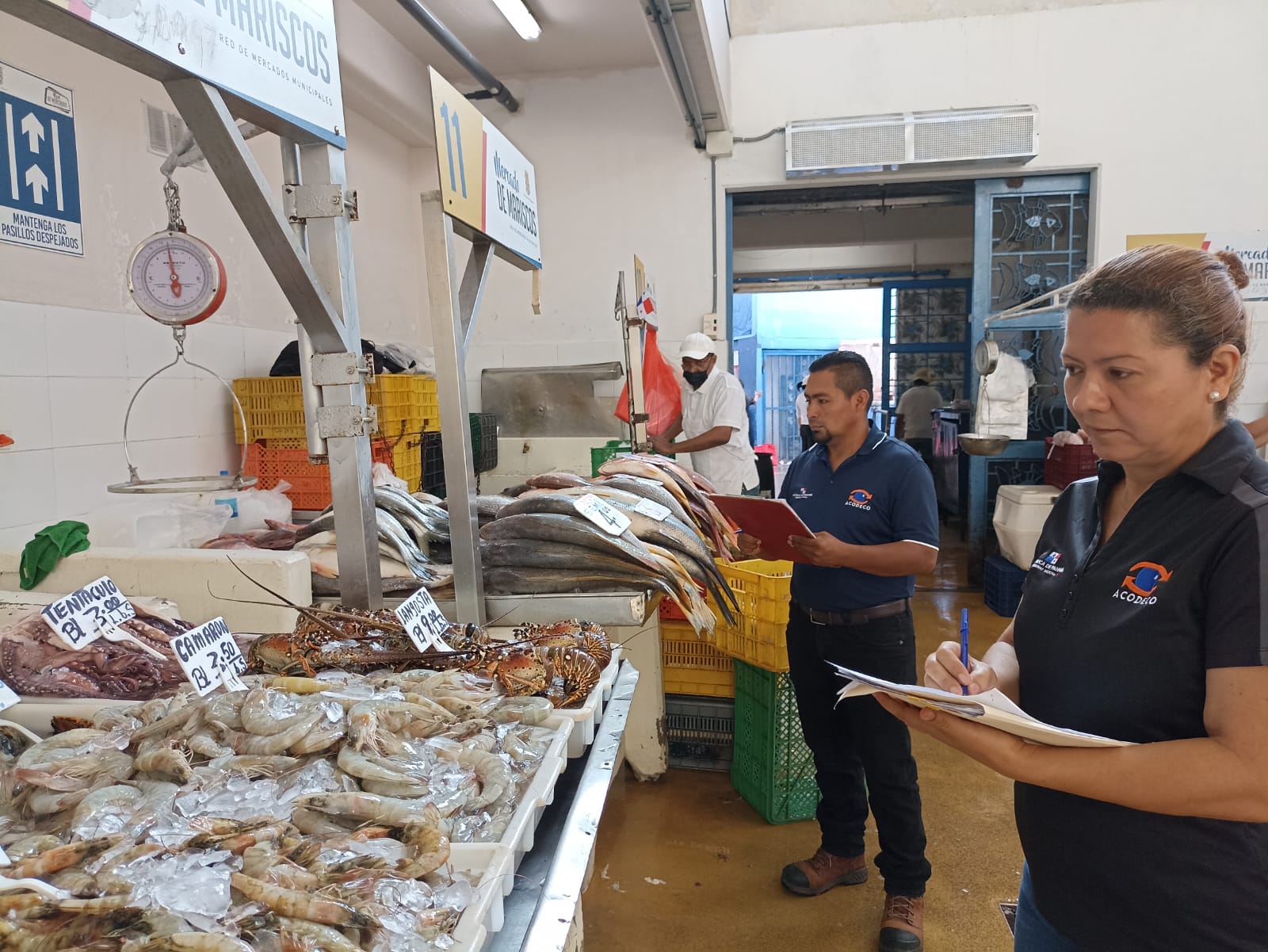 Acodeco informa sobre precios de productos del mar en el Mercado de Mariscos