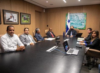 Presidente Laurentino Cortizo Cohen se reúne con alcaldes de Donoso y Omar Torrijos para conversar sobre el contrato con Minera Panamá
