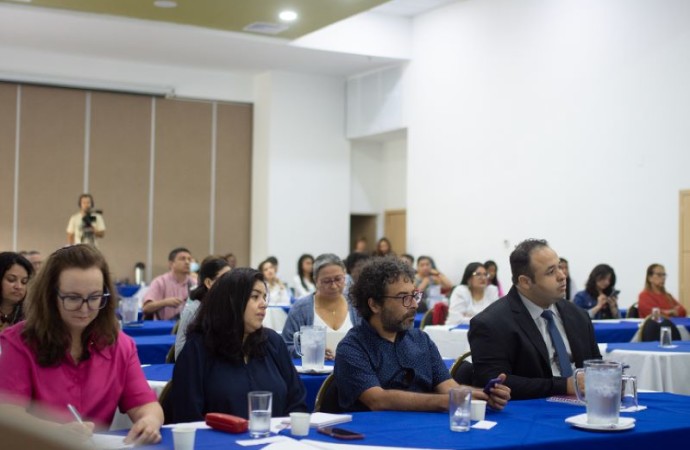 Docentes de Panamá participan del Conversatorio del BID de la mano del programa Juntos Aprendemos
