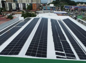 Grupo Melo apunta a la energía renovable y reduce emisiones de CO2 al instalar paneles solares en 16 de sus sucursales a nivel nacional en Panamá