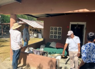 Miviot atiende vivienda afectada por sismo del pasado martes en Antón