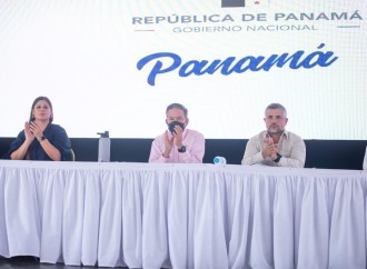 Presidente Laurentino Cortizo Cohen entrega orden de proceder para construir vía Summit-Gamboa