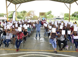 Miviot beneficia a 105 familias de La Victoria en Veracruz con asignaciones provisionales de lotes