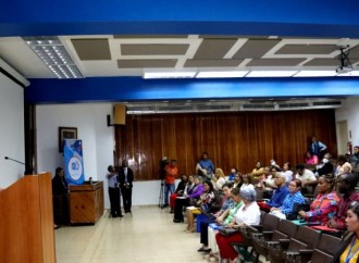 Ministra María Inés Castillo hace un llamado a defender los derechos de las personas mayores
