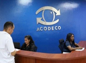 Acodeco advierte sobre la venta de carteras de tarjetas de crédito
