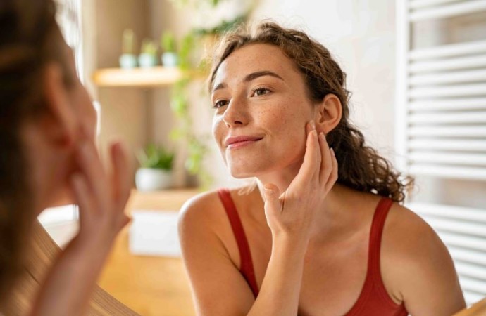 Merck advierte que la resequedad en piel y comezón pueden ser síntomas asociados al hipotiroidismo