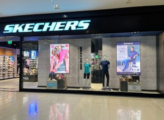 Skechers expande y moderniza su tienda en Metromall