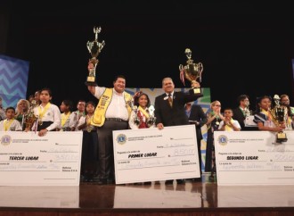 Estudiante Einarys Núñez Pinzón gana el XIV Concurso Nacional de Oratoria