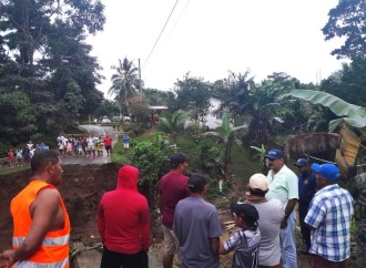 MOP atiende colapso vial en la comunidad de Ipetí Emberá producto de las lluvias