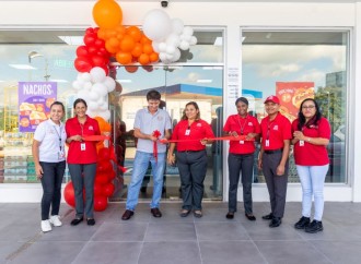 ZAZ Food Store abre su 19ª sucursal en Coronado con servicio las 24 horas al día