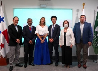 Embajada de Corea dona secuenciador de ADN al Centro Regional de Innovación en Vacunas y Biofármacos