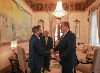 El presidente electo de Guatemala, César Arévalo, se reúne con el presidente Cortizo Cohen