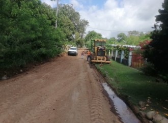 MOP despliega operativo de mejoras: Renovación de caminos Agrícolas y Ganaderos en Chiriquí