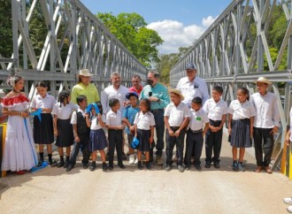 Presidente Cortizo Cohen entrega obras por más de B/.40 millones en Veraguas