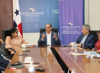 Panamá da pasos firmes hacia una vivienda social sostenible con el BID