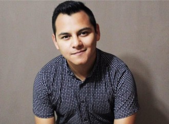Allan Ramírez continúa desafiando los límites en la publicidad en Guatemala
