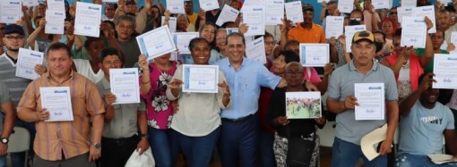 Legalización de tierras: 113 familias en Arraiján obtienen certificados de lotes